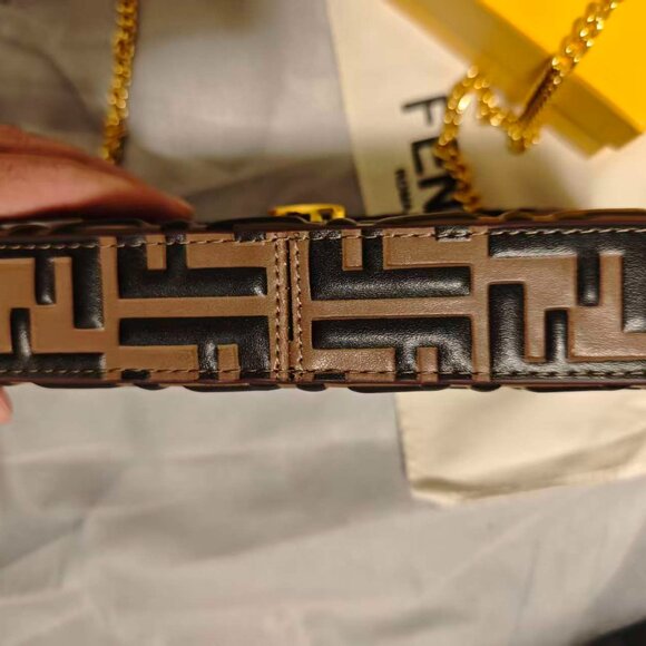 FENDI WALLET ON CHAIN WITH POUCHES - Picture 8 of 9